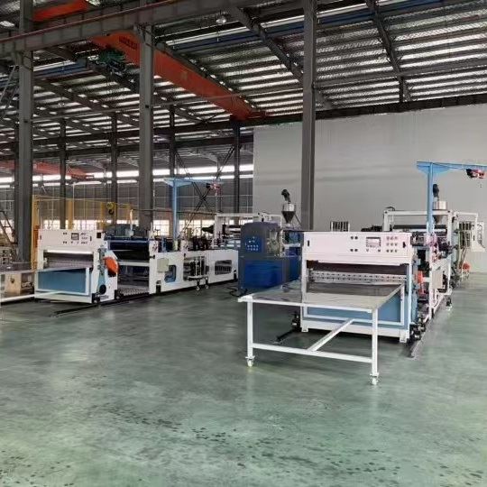 PVC átlátszó lap extrudáló vonal